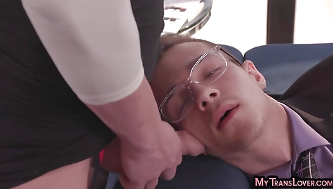 Hawt sweetheart likes to the lick
