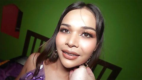 Hotest asian slut is a hot and ready for cum