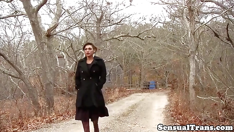Hot tranny takes it in the ass